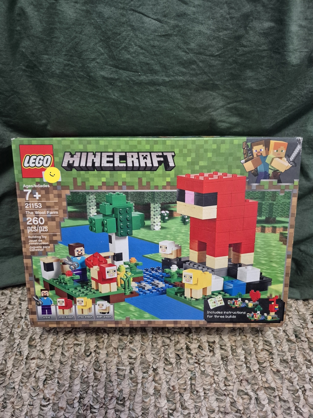 Lego Minecraft Wool Farm Playset with Red Sheep - 21153